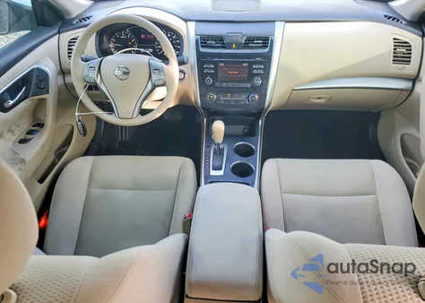 2015 Nissan Altima 2.5 z USA, uszkodzony, nr VIN 1N4AL3AP9FN322193